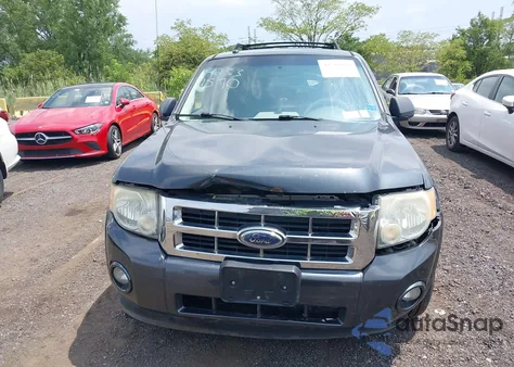 2009 Ford Escape Xlt z USA, uszkodzony, nr VIN 1FMCU93G39KB28146